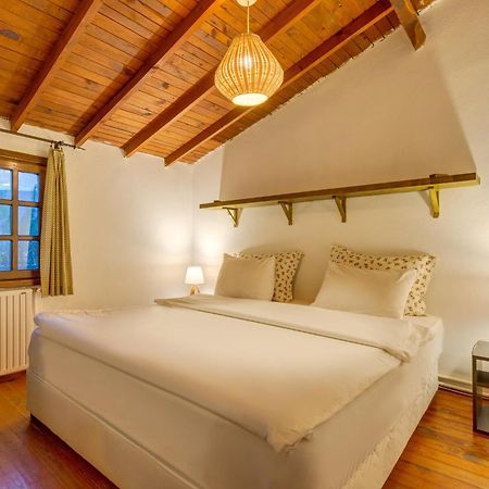 Beta Home Сапанча Номер фото